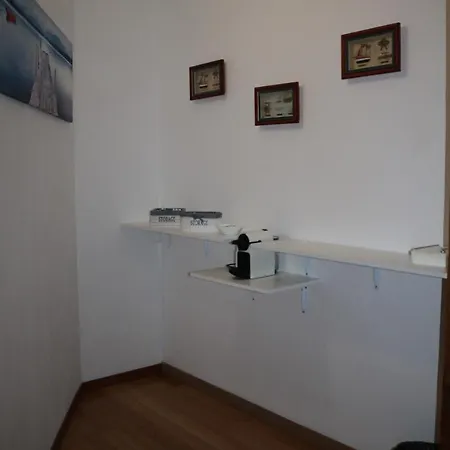 Mameli Ospedale Borgo Trento 400 M ゲストハウス ヴェローナ
