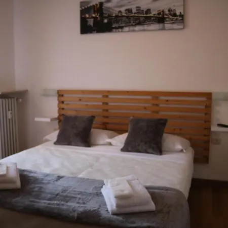 Πανσιόν Mameli Ospedale Borgo Trento 400 M *