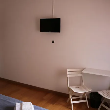 Πανσιόν Mameli Ospedale Borgo Trento 400 M Βερόνα
